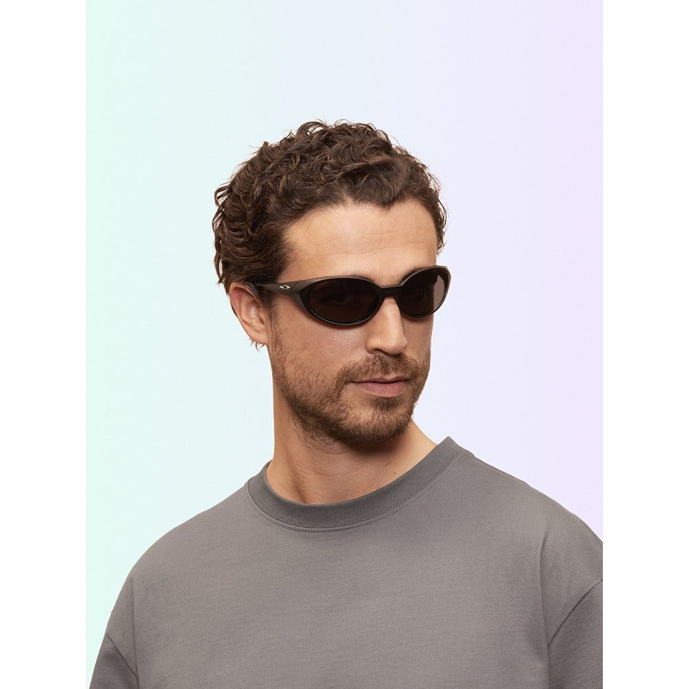 Occhiale da sole Oakley Eyejacket redux OO9438 col. 943801
