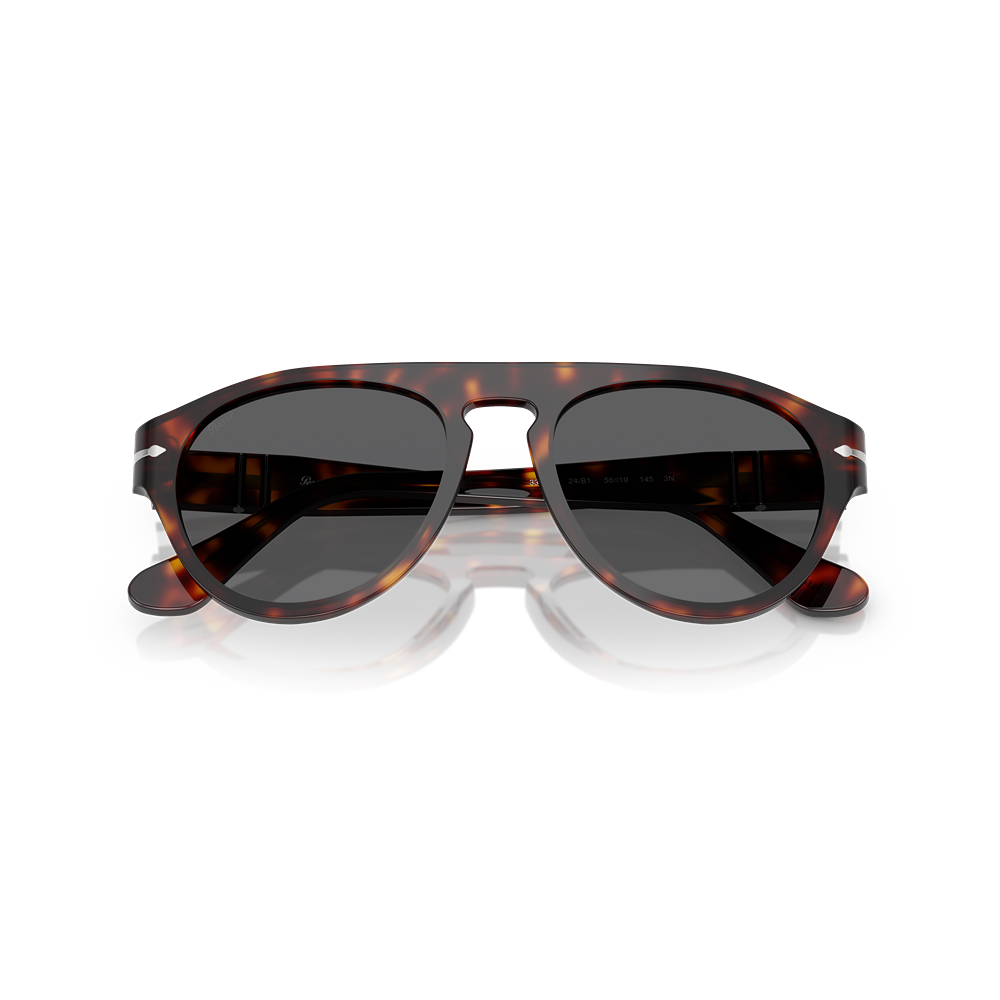 Persol sunglasses PO3370S col. 24/B1
