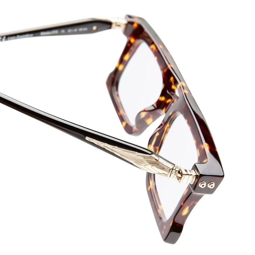 Kuboraum eyewear Model D76 col. TA