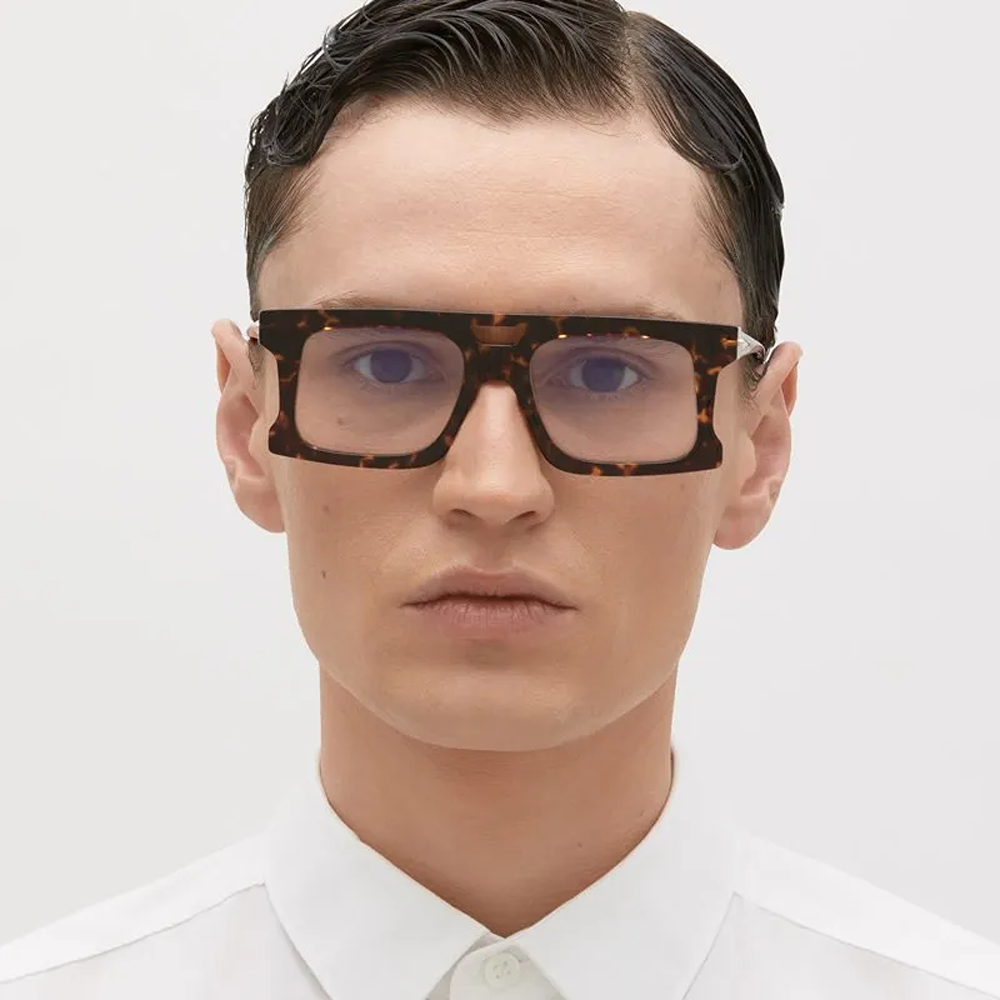 Kuboraum eyewear Model D76 col. TA