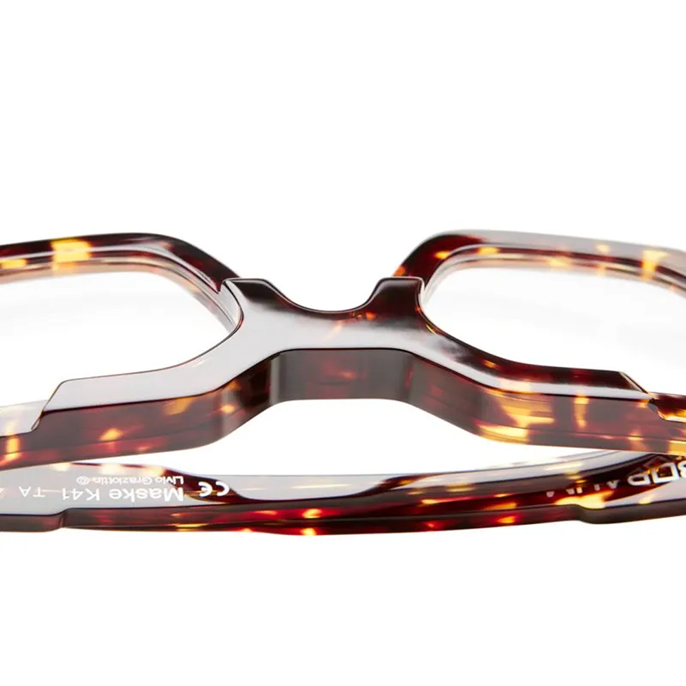 Kuboraum eyewear Model K41 col. TA