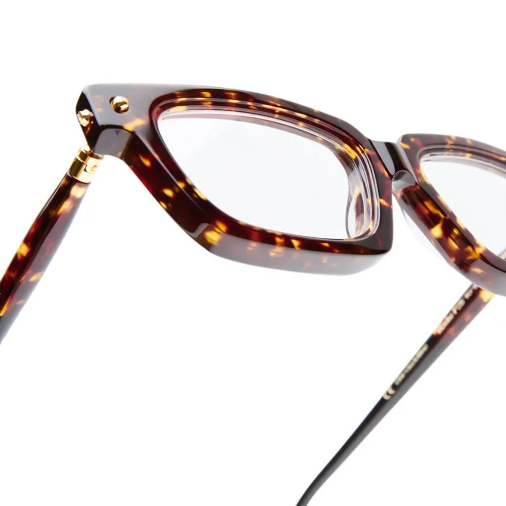 Kuboraum eyewear Model P25 col. TO