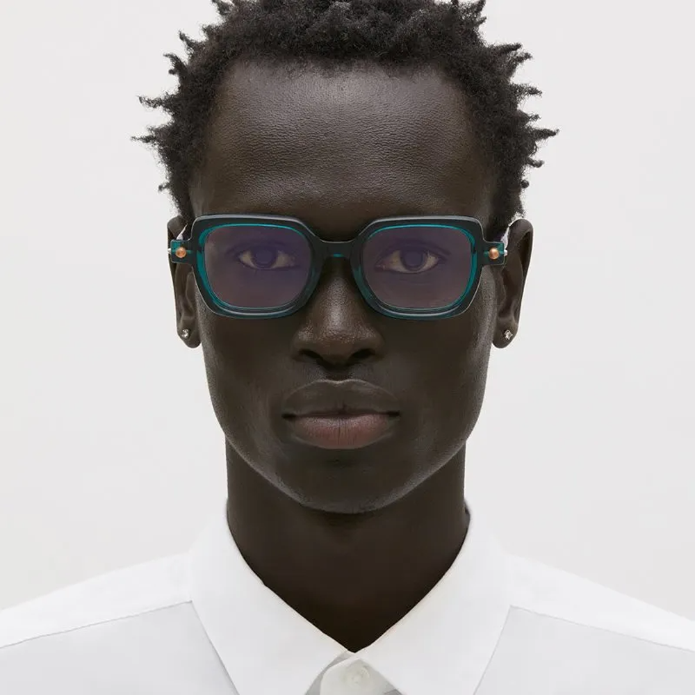 Kuboraum eyewear Model P4 col. RF
