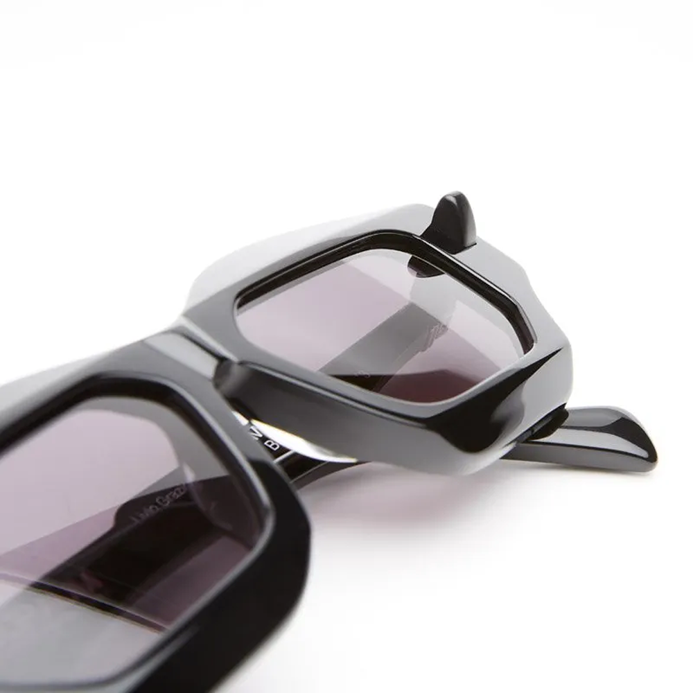 Occhiale da sole Kuboraum Model Q6 col. BB 2GREY