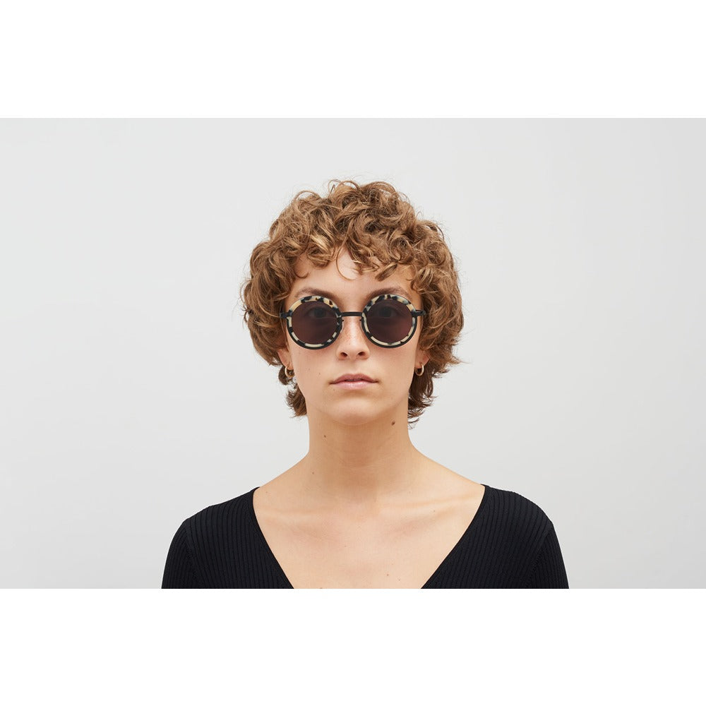 Occhiale da sole Mykita Model Phillys A23 col. 953