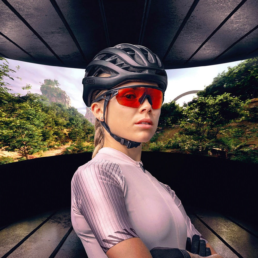 Occhiale da sole Oakley Sphaera 9403 col. 940309