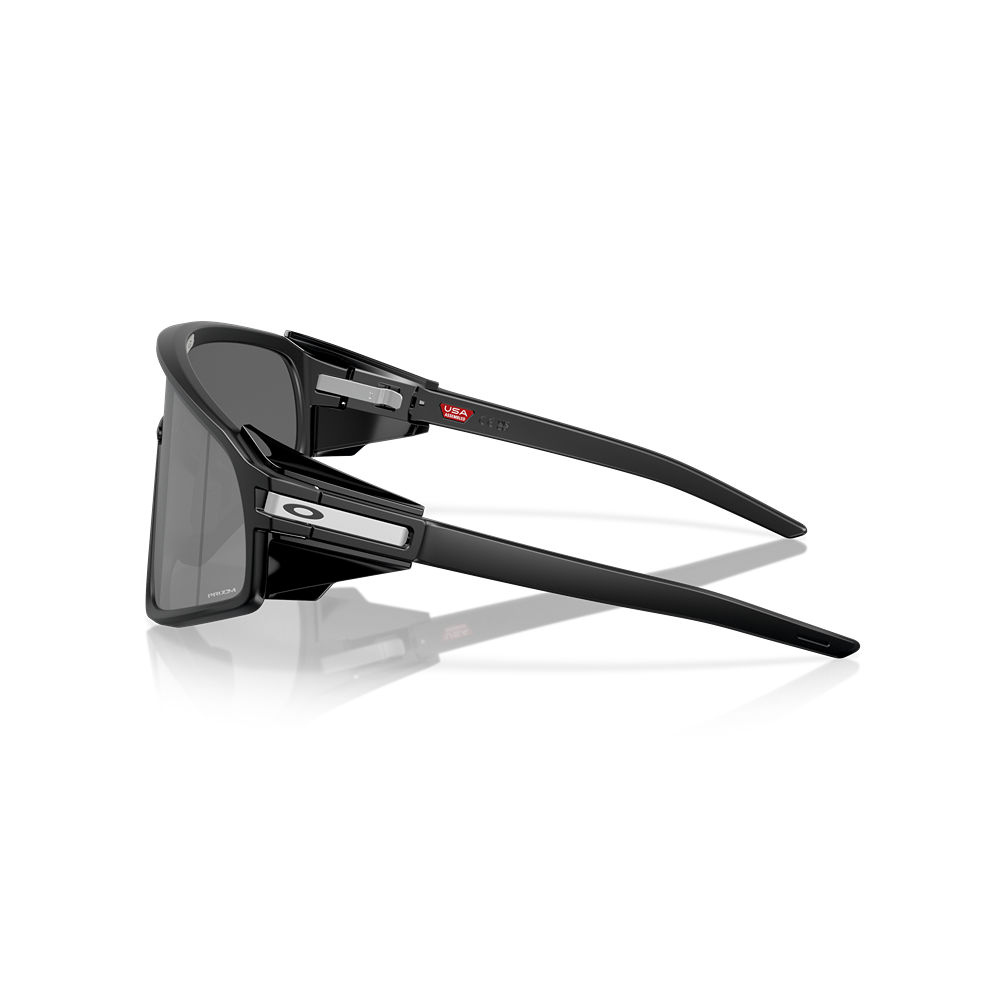 Occhiale da sole Oakley Latch panel 9404 col. 940401