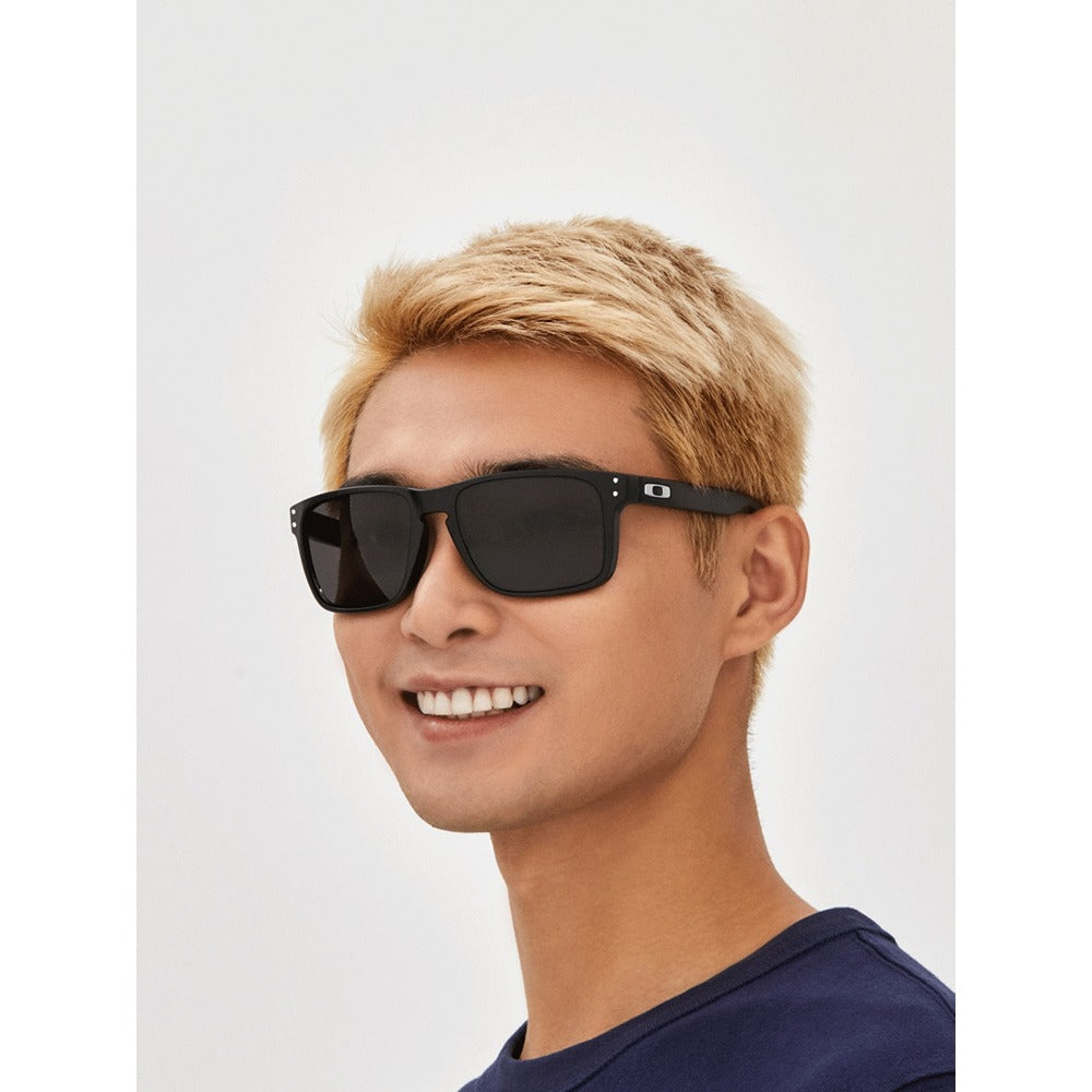 Occhiale da sole Oakley Holbrook xl 9417 col. 941722