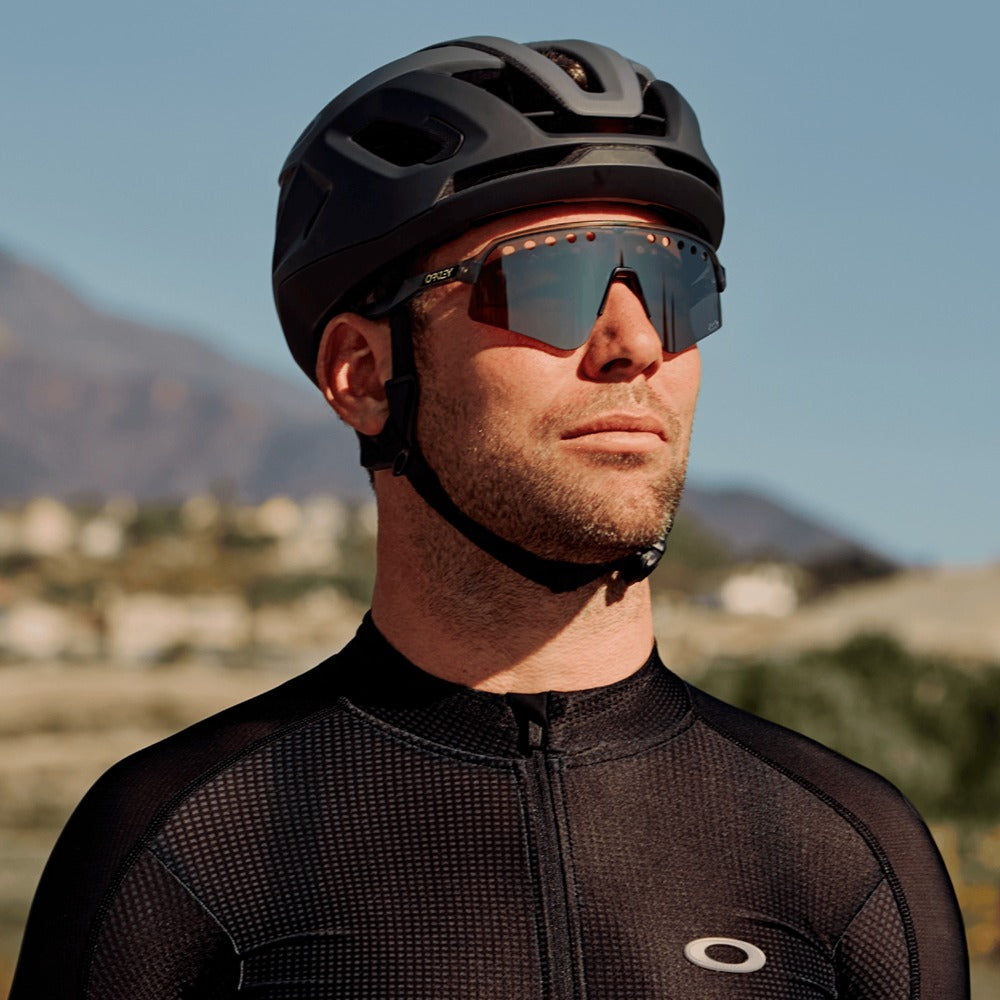 Occhiale da sole Oakley Sutro lite sweep 9465 col. 946532