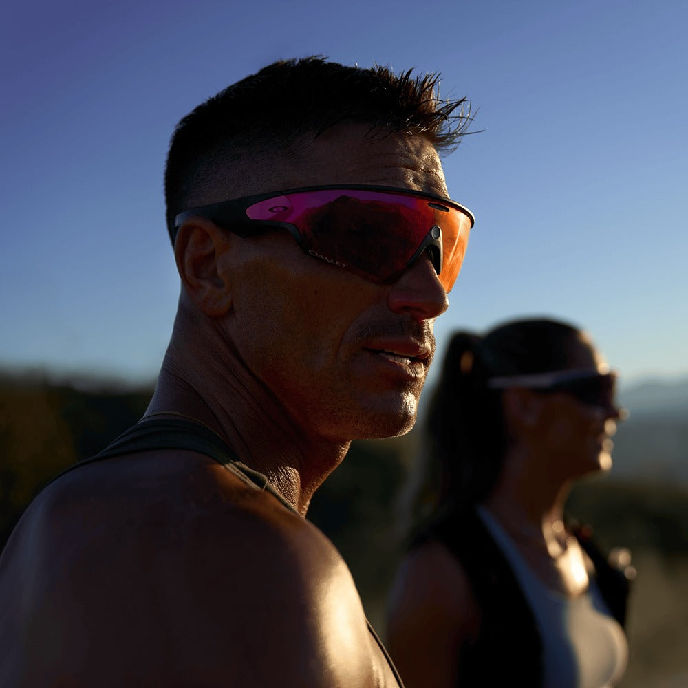 Oakley Meta sunglasses Vanguard OW8001 col. 800101