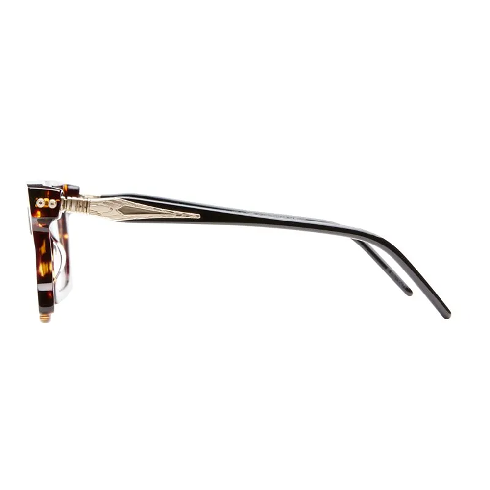 Kuboraum eyewear Model D76 col. TA