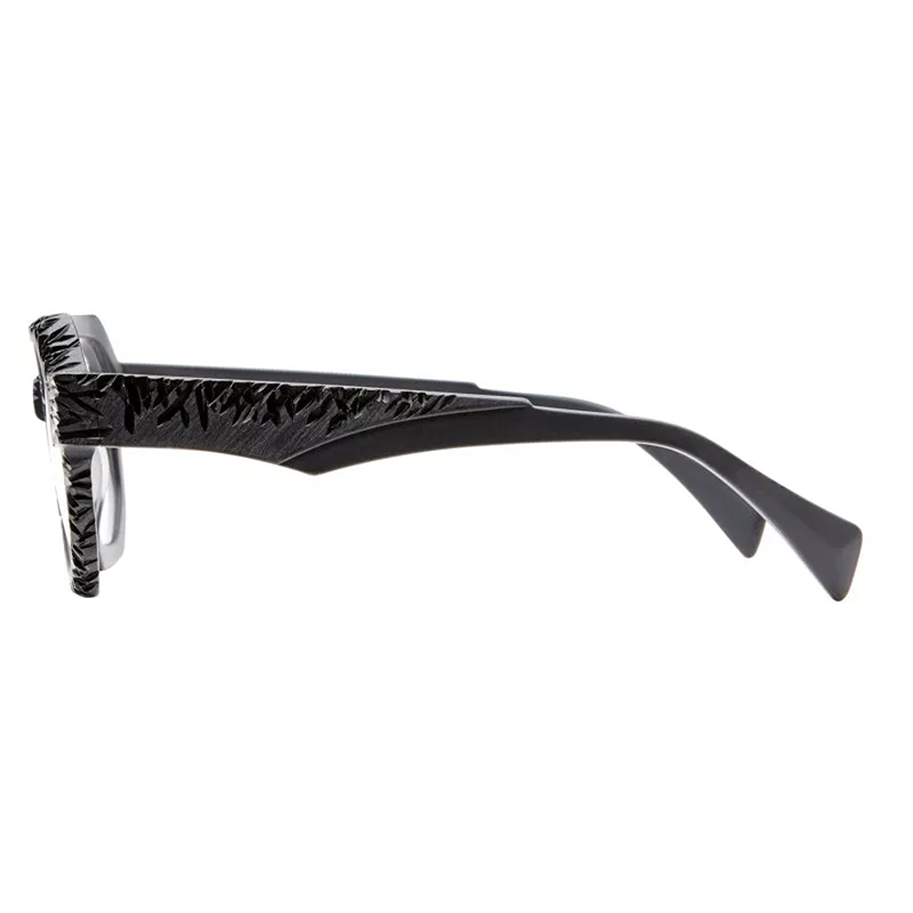 Kuboraum eyewear Model K33 col. BM CY