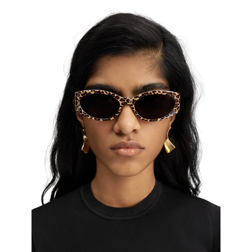 Jacquemus sunglasses mod. OVALO col. C2